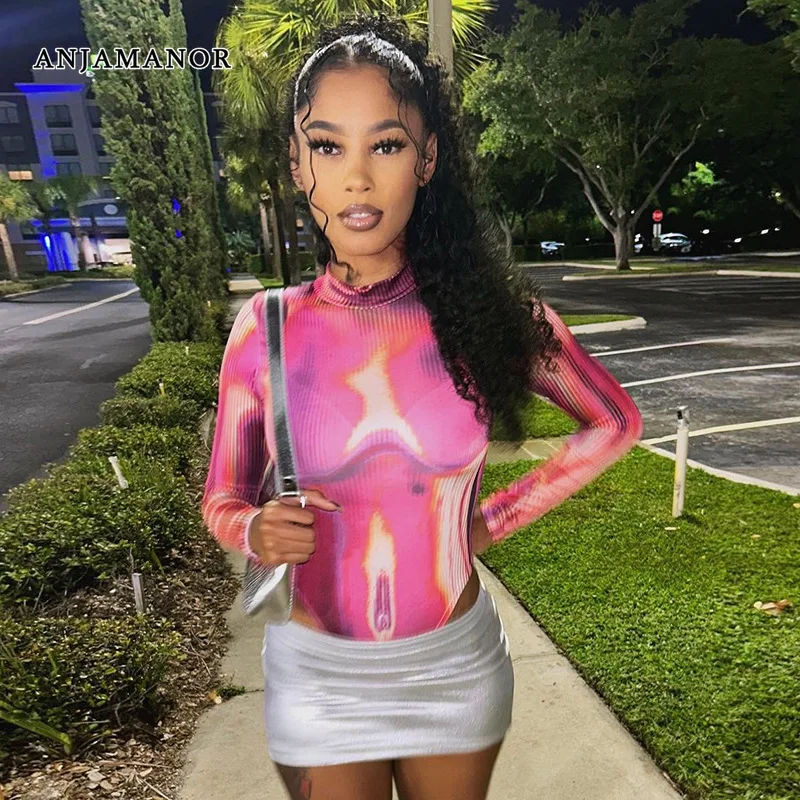 Женское боди с длинным рукавом и 3D-принтом
Женское боди с длинным рукавом и 3D-принтом