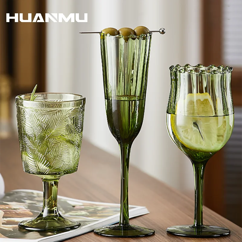 

European Style Retro Green Corrugated Goblet Glass Tulip Shape Cocktail Martini Champagne Flute Cup Wineglass Creative Wine Cup