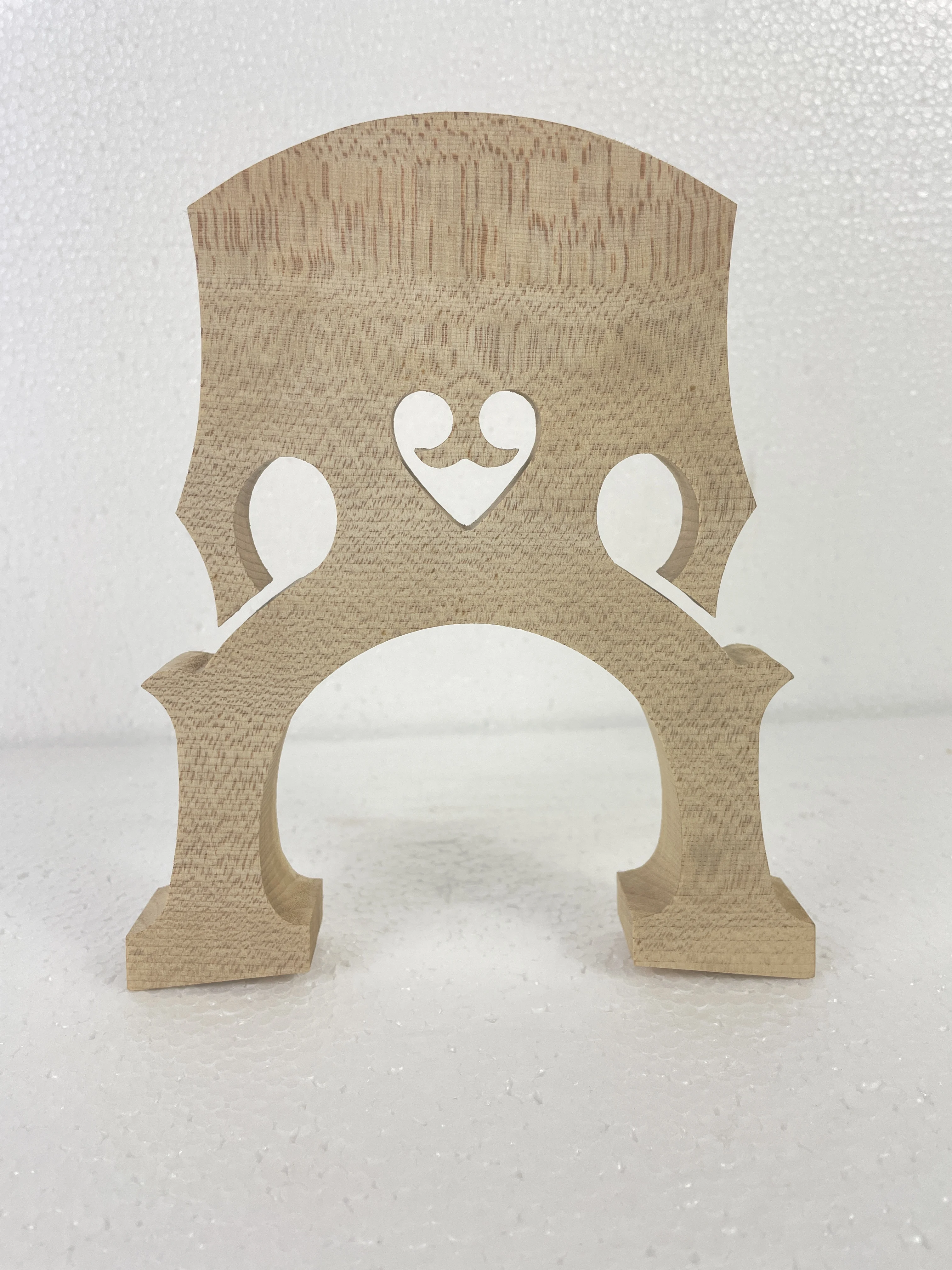 The vertical bass code is made of high-quality maple wood, with 1 replacement component and 1/4, 1/2, 3/4, 4/4 bass bridges
The vertical bass code is made of high-quality maple wood, with 1 replacement component and 1/4, 1/2, 3/4, 4/4 bass bridges