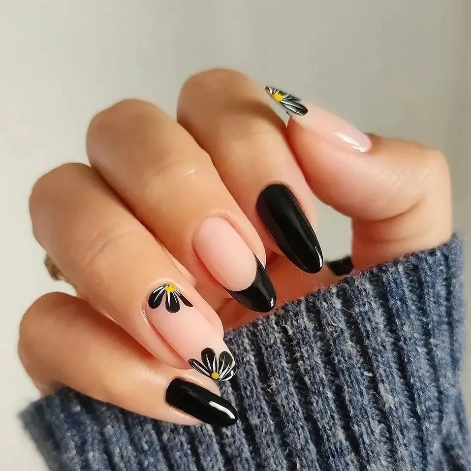 24pcs Black Flower Printed Press on Nails French Almond False Nail Tips For Girl Finger Nail DIY Decoration Women Manicure Nails
24pcs Black Flower Printed Press on Nails French Almond False Nail Tips For Girl Finger Nail DIY Decoration Women Manicure Nails