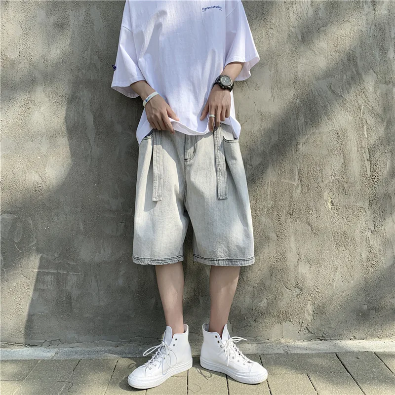 Hong Kong Style Summer Vintage Denim Shorts Men's Fashion Brand Knee Length Pants Loose Straight Breeches Capris Baggy Jeans
Hong Kong Style Summer Vintage Denim Shorts Men's Fashion Brand Knee Length Pants Loose Straight Breeches Capris Baggy Jeans
