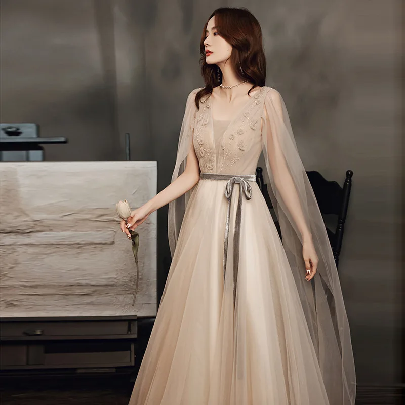 Spring Sexy Perspective V-Neck Applique Back Bandage A-Line Evening Dress Bride Bridesmaid Wedding Tulle Prom Gowns Vestidos
Spring Sexy Perspective V-Neck Applique Back Bandage A-Line Evening Dress Bride Bridesmaid Wedding Tulle Prom Gowns Vestidos