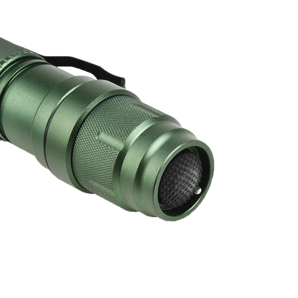 Осветляющий светодиодный фонарик Torch1Pcs водонепроницаемый алюминиевый сплав черный 100-300 м алюминиевый сплав ручной высокое качество
Осветляющий светодиодный фонарик Torch1Pcs водонепроницаемый алюминиевый сплав черный 100-300 м алюминиевый сплав ручной высокое качество