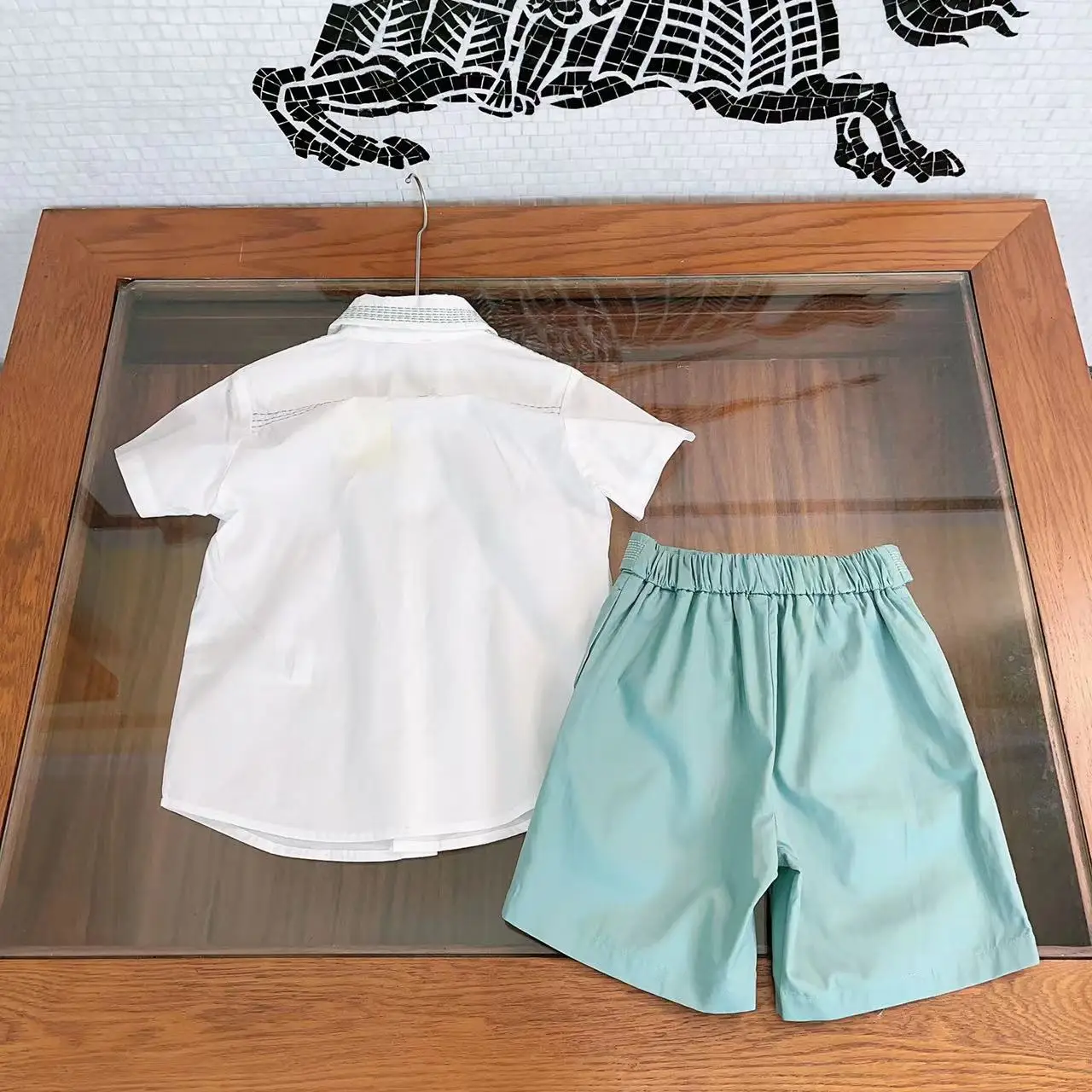 Luxury Children's Wear 2022 Fashion New Product for Boys Simple Lapel Solid Color British Style Casual Suit
Luxury Children's Wear 2022 Fashion New Product for Boys Simple Lapel Solid Color British Style Casual Suit