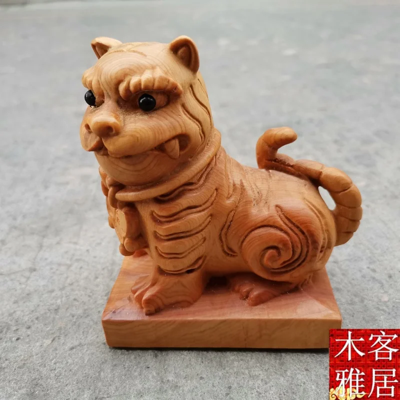 Arborvitae Boxwood Craft Tiger Statue Animal Chinese Zodiac Tiger Tiger General under the Altar Marshal Road Chinese Zodiac Tige
Arborvitae Boxwood Craft Tiger Statue Animal Chinese Zodiac Tiger Tiger General under the Altar Marshal Road Chinese Zodiac Tige
