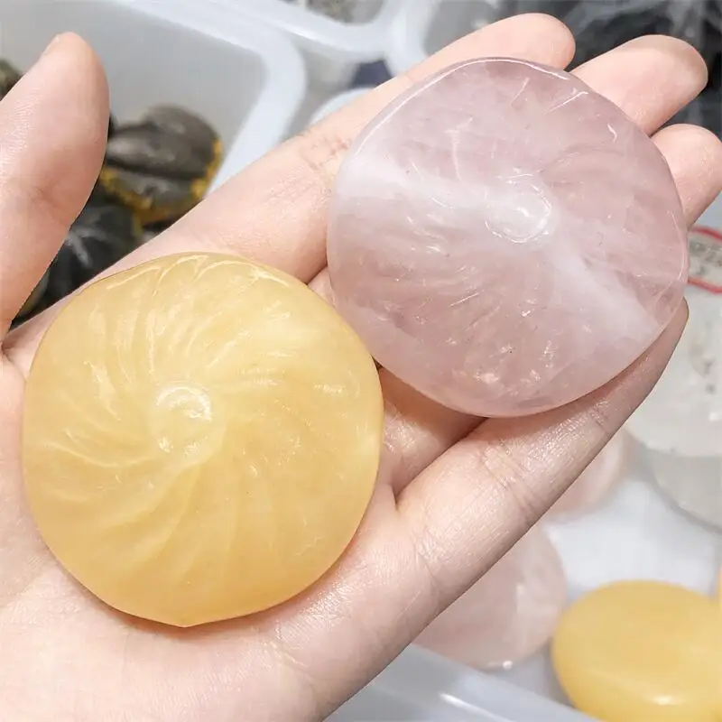 Hand Carved Natural Crystal Steamed Stuffed Bun Healing Crafts Home Decoration Tricky Props 1pcs
Hand Carved Natural Crystal Steamed Stuffed Bun Healing Crafts Home Decoration Tricky Props 1pcs