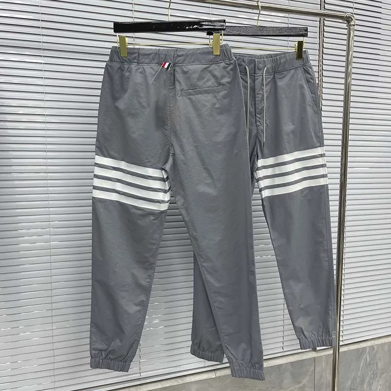 TB THOM Men Sweatpants Nylon Grey Waterproof Loose Fit Sweatpants Fashion Brand Striped Trousers Jogger Women Pants Streetwear
TB THOM Men Sweatpants Nylon Grey Waterproof Loose Fit Sweatpants Fashion Brand Striped Trousers Jogger Women Pants Streetwear