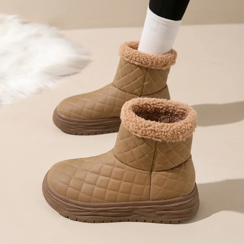 2024 Winter Platform Ankle Snow Boots 2024 Women Flats Shoes New Designer Short Plush Chelsea Boots Walking Casual Femme Botas
2024 Winter Platform Ankle Snow Boots 2024 Women Flats Shoes New Designer Short Plush Chelsea Boots Walking Casual Femme Botas