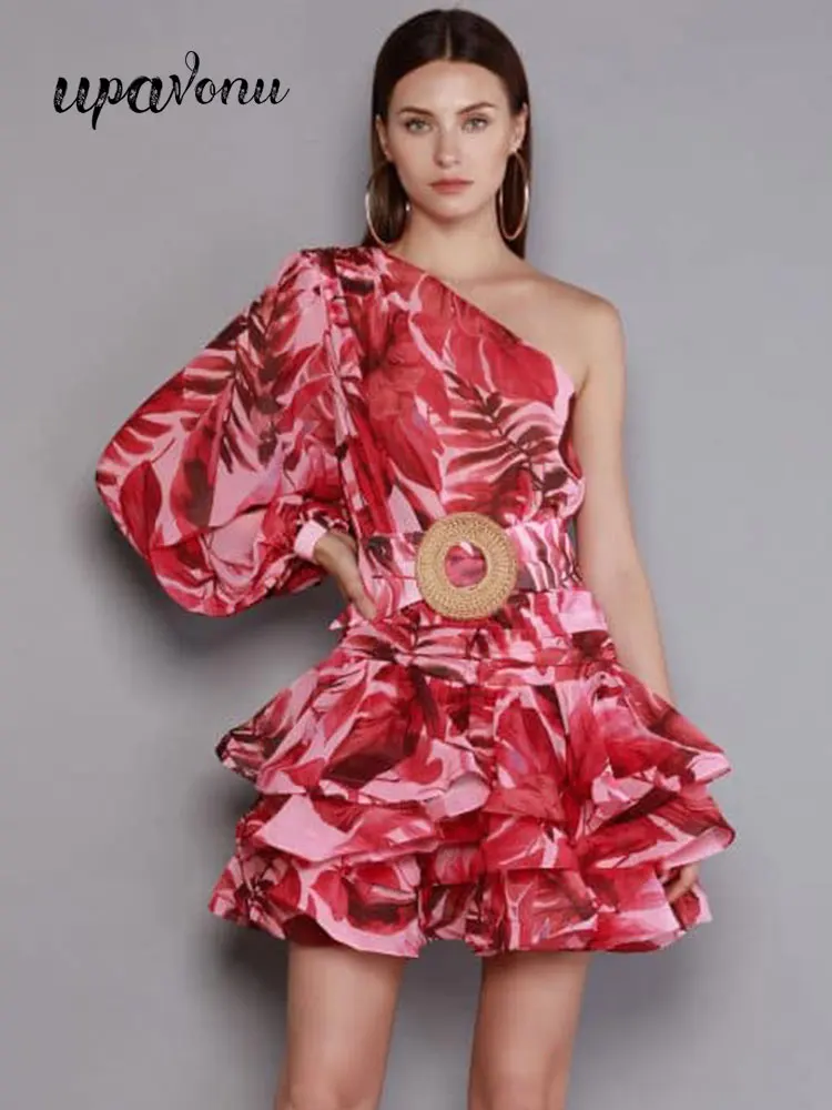 2022 Women Print Dresses Sexy One Shoulder Lantern Sleeves Diagonal Neck Belt Design Pleated Mini Dress Evening Party Vestidos
2022 Women Print Dresses Sexy One Shoulder Lantern Sleeves Diagonal Neck Belt Design Pleated Mini Dress Evening Party Vestidos