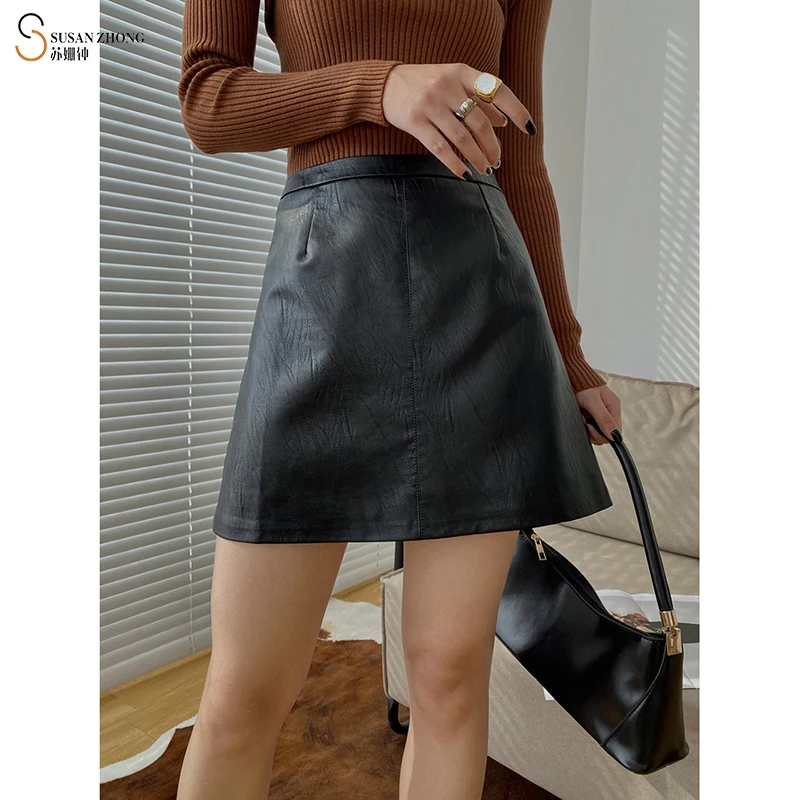 High Quality 2022 Spring New Sexy Formal High Waisted Zipper Black Mini Skirt Leather Skirt Women 
High Quality 2022 Spring New Sexy Formal High Waisted Zipper Black Mini Skirt Leather Skirt Women