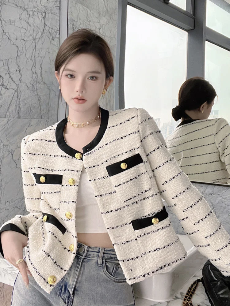 High Quality French Vintage Small Fragrance Stripe Tweed Jackt Coat Women Fall Winter Korean Fashion Wool Outwear Elegant Casaco
High Quality French Vintage Small Fragrance Stripe Tweed Jackt Coat Women Fall Winter Korean Fashion Wool Outwear Elegant Casaco
