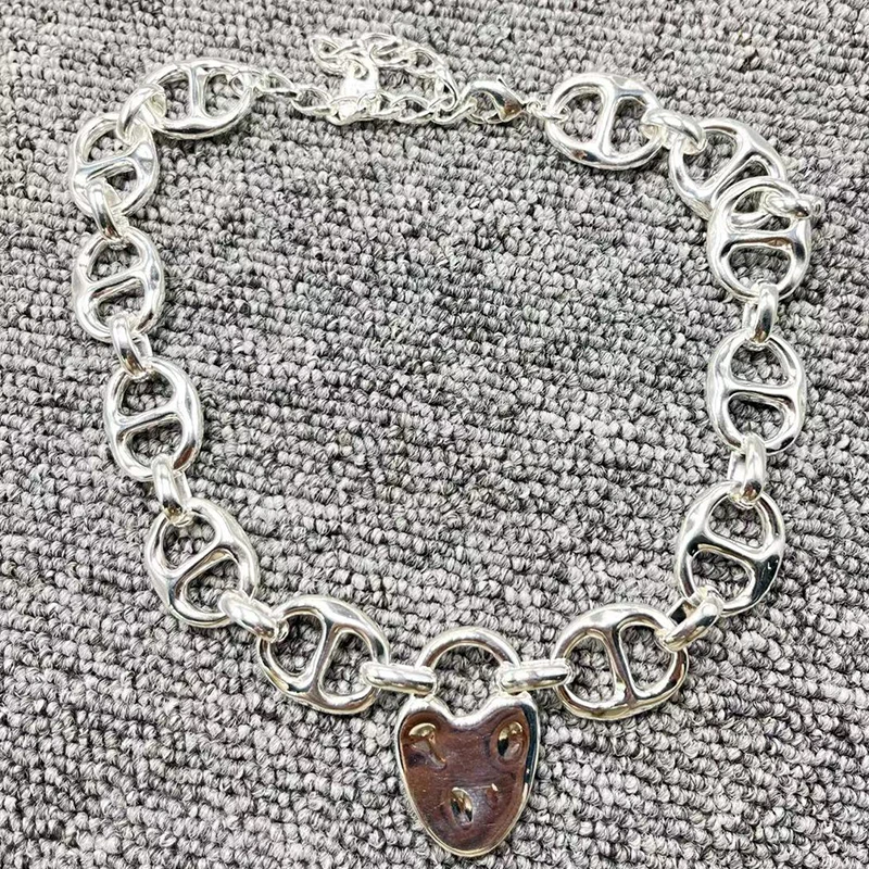 2022 new UNOde50 exquisite fashion electroplating 925 popular simple casual necklace jewelry gifts
2022 new UNOde50 exquisite fashion electroplating 925 popular simple casual necklace jewelry gifts