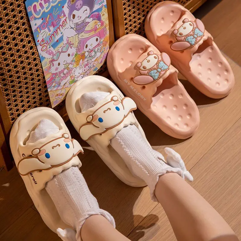 Kawaii Sanriod аниме хобби Hello Kittys Cinnamoroll Тапочки женские летние домашние сандалии на толстой подошве, которые можно носить на улице
Kawaii Sanriod аниме хобби Hello Kittys Cinnamoroll Тапочки женские летние домашние сандалии на толстой подошве, которые можно носить на улице