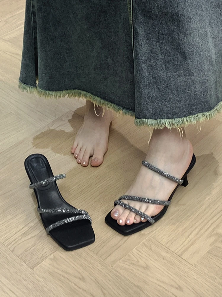 Women's Shoes, Slippers, 2023 New Summer Outerwear Flash Diamond Sandals Square Toe Open Toe High Heels 
Women's Shoes, Slippers, 2023 New Summer Outerwear Flash Diamond Sandals Square Toe Open Toe High Heels