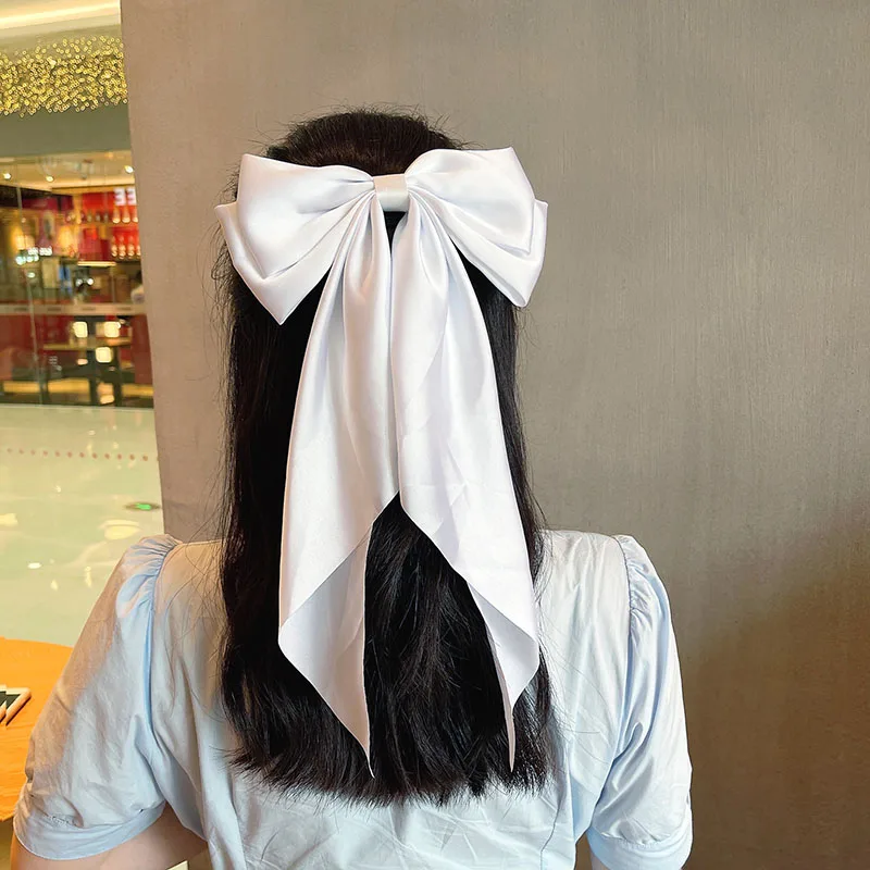 Women Large Bow Hairpin Silk Big Bowknot Stain Bow Barrettes Women Solid Color Long Ribbon Ponytail Clip Hair Accessories
Women Large Bow Hairpin Silk Big Bowknot Stain Bow Barrettes Women Solid Color Long Ribbon Ponytail Clip Hair Accessories