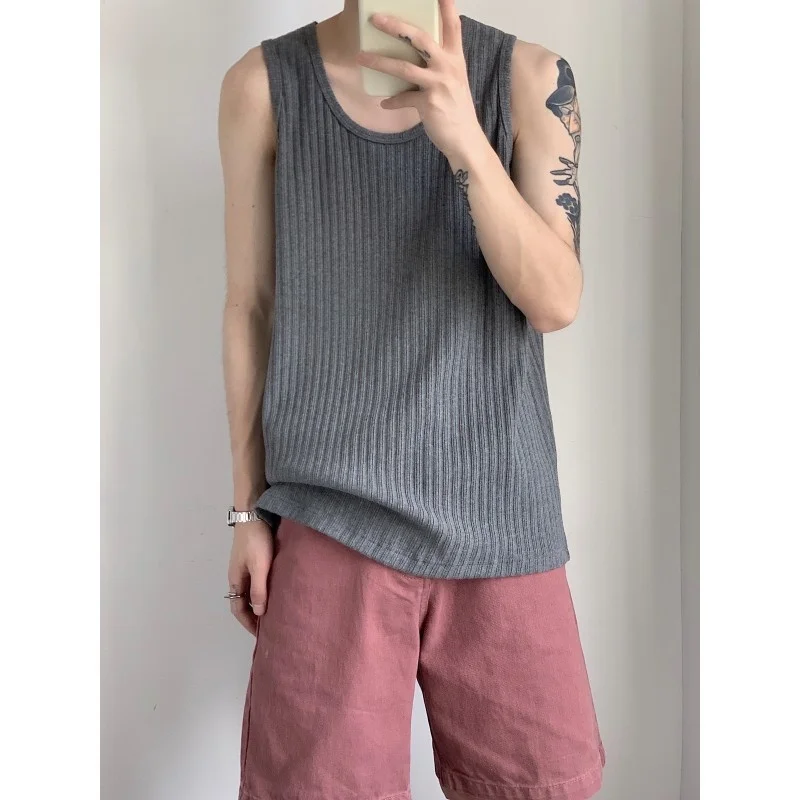 Summer Knitted Vest Men Fashion Casual Oversized T Shirt Men Streetwear Korean Loose Round Neck Sleeveless T-shirt Mens Tank Top
Summer Knitted Vest Men Fashion Casual Oversized T Shirt Men Streetwear Korean Loose Round Neck Sleeveless T-shirt Mens Tank Top
