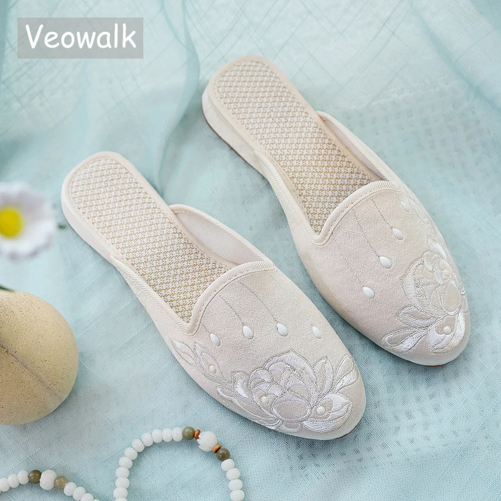 YRZP Ladies Pointy Toe Mules Shoes Rhinestones Embroidered Women Soft Cotton Fabric Comfortable Flat Slippers Green Beige 
YRZP Ladies Pointy Toe Mules Shoes Rhinestones Embroidered Women Soft Cotton Fabric Comfortable Flat Slippers Green Beige