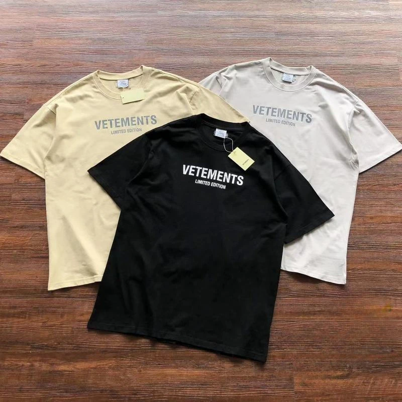 2023 New Vetements Short Sleeve T-Shirt Quality T-Shirt for Men and Women VTM Short Sleeve Casual Wear
2023 New Vetements Short Sleeve T-Shirt Quality T-Shirt for Men and Women VTM Short Sleeve Casual Wear