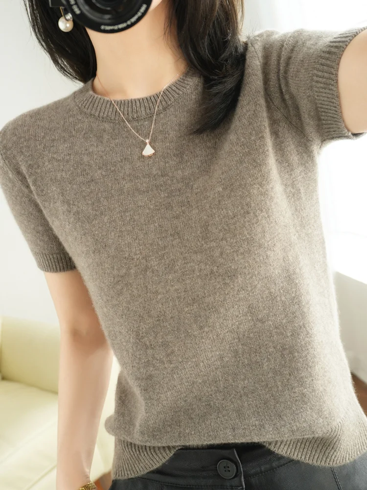Spring and Summer New Short-sleeved Women O-neck Slim Wool Cotton Blend Pullover Vest T-shirt Knitted Base Sweater
Spring and Summer New Short-sleeved Women O-neck Slim Wool Cotton Blend Pullover Vest T-shirt Knitted Base Sweater