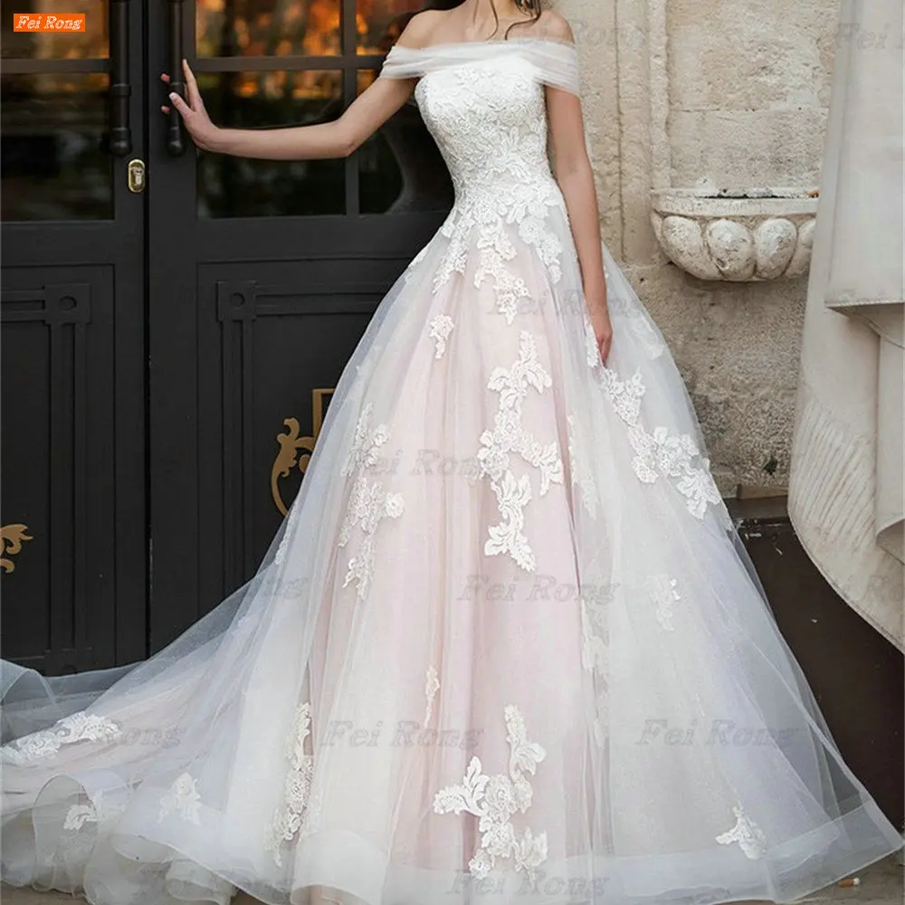 Romantic Off Shoulder Wedding Dresses Boat Neck Lace Up A Line Princess Vestidos de Novia Appliqued Bridal Gowns Robe de Mariée
Romantic Off Shoulder Wedding Dresses Boat Neck Lace Up A Line Princess Vestidos de Novia Appliqued Bridal Gowns Robe de Mariée