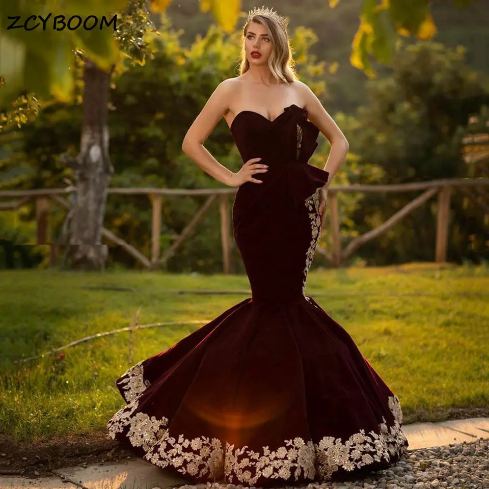 Luxury Burgundy Sweetheart Mermaid Evening Dresses 2023 Saudi Arabic Gold Appliques Sleeveless Party Prom Gowns Robe De Soirée
Luxury Burgundy Sweetheart Mermaid Evening Dresses 2023 Saudi Arabic Gold Appliques Sleeveless Party Prom Gowns Robe De Soirée