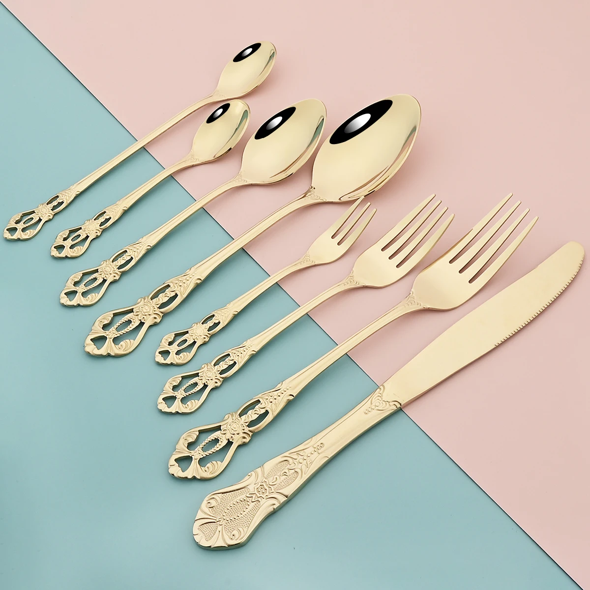 Набор столовых приборов из нержавеющей стали, комплект из 8 винтажных приборов цвета шампанского, нож, десертная ложка, длинная ложка, вилка ...
Набор столовых приборов из нержавеющей стали, комплект из 8 винтажных приборов цвета шампанского, нож, десертная ложка, длинная ложка, вилка ...