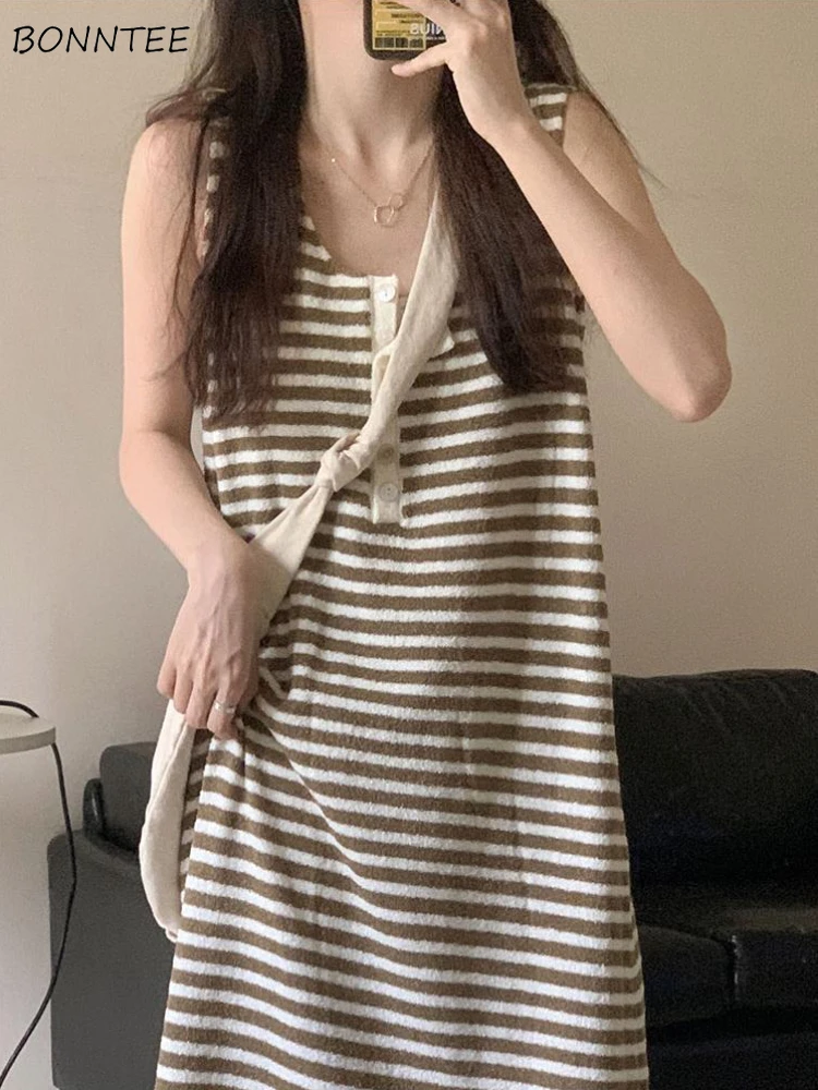 Striped Dresses Women L-4XL Simple Stylish Daily Sleeveless Summer Straight Korean Style Retro Streetwear Midi Vestidos Basic
Striped Dresses Women L-4XL Simple Stylish Daily Sleeveless Summer Straight Korean Style Retro Streetwear Midi Vestidos Basic