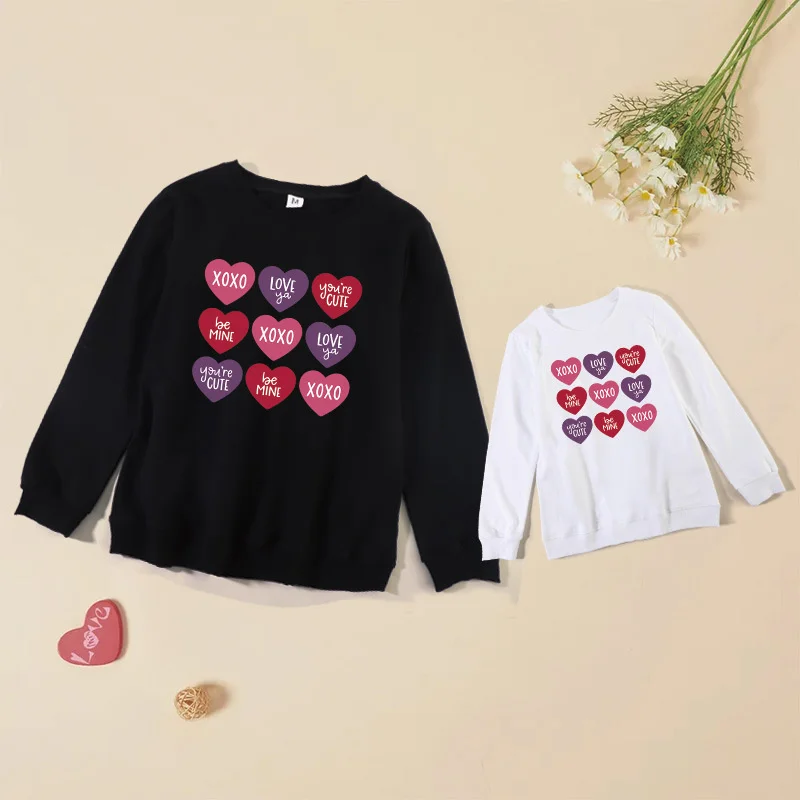 Ins Fashion Cotton Mother Daughter Sweatshirts 2022 Family Matching Tops Clothes Mommy And Me Long Sleeve Warm Soft Sweatshirt
Ins Fashion Cotton Mother Daughter Sweatshirts 2022 Family Matching Tops Clothes Mommy And Me Long Sleeve Warm Soft Sweatshirt