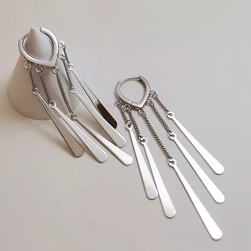 Женские длинные серьги-кисточки из серебра 925 пробы
Женские длинные серьги-кисточки из серебра 925 пробы