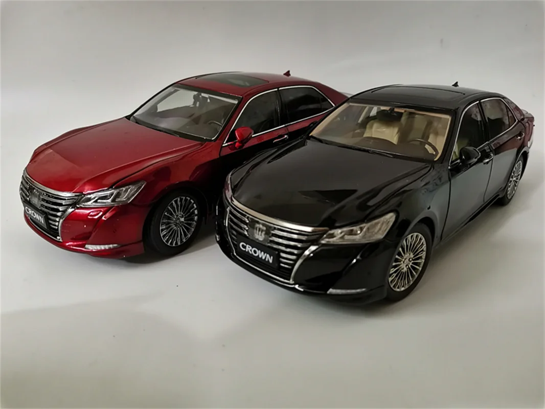 Новинка 1/18, модель автомобиля Toyota Camry 2015, литые модели, игрушки для детей, Коллекция детской одежды, украшения с красным/белым дисплеем
Новинка 1/18, модель автомобиля Toyota Camry 2015, литые модели, игрушки для детей, Коллекция детской одежды, украшения с красным/белым дисплеем