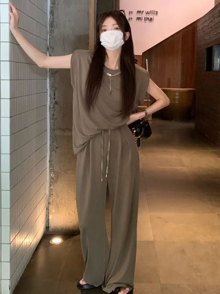 Women Casual Tracksuits 2 Piece Set Summer Autumn Female T Shirt & Wide Leg Pants Outfit Solid Pants Suit
Women Casual Tracksuits 2 Piece Set Summer Autumn Female T Shirt & Wide Leg Pants Outfit Solid Pants Suit