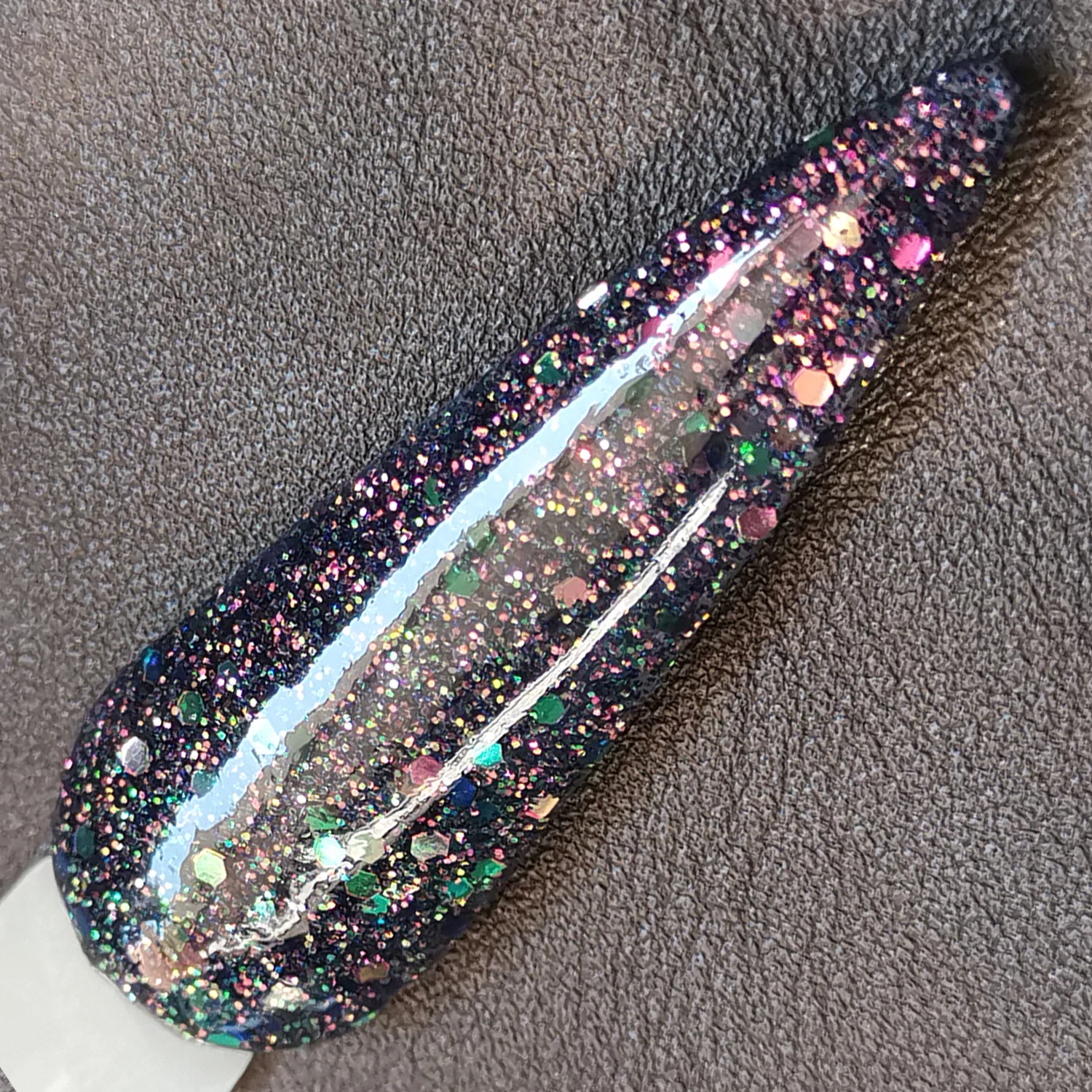 Wholesale Salon Quality Color-Shift Chameleon Chunky Glitter Black Nail Dip Powder Colors 1OZ SG010
Wholesale Salon Quality Color-Shift Chameleon Chunky Glitter Black Nail Dip Powder Colors 1OZ SG010