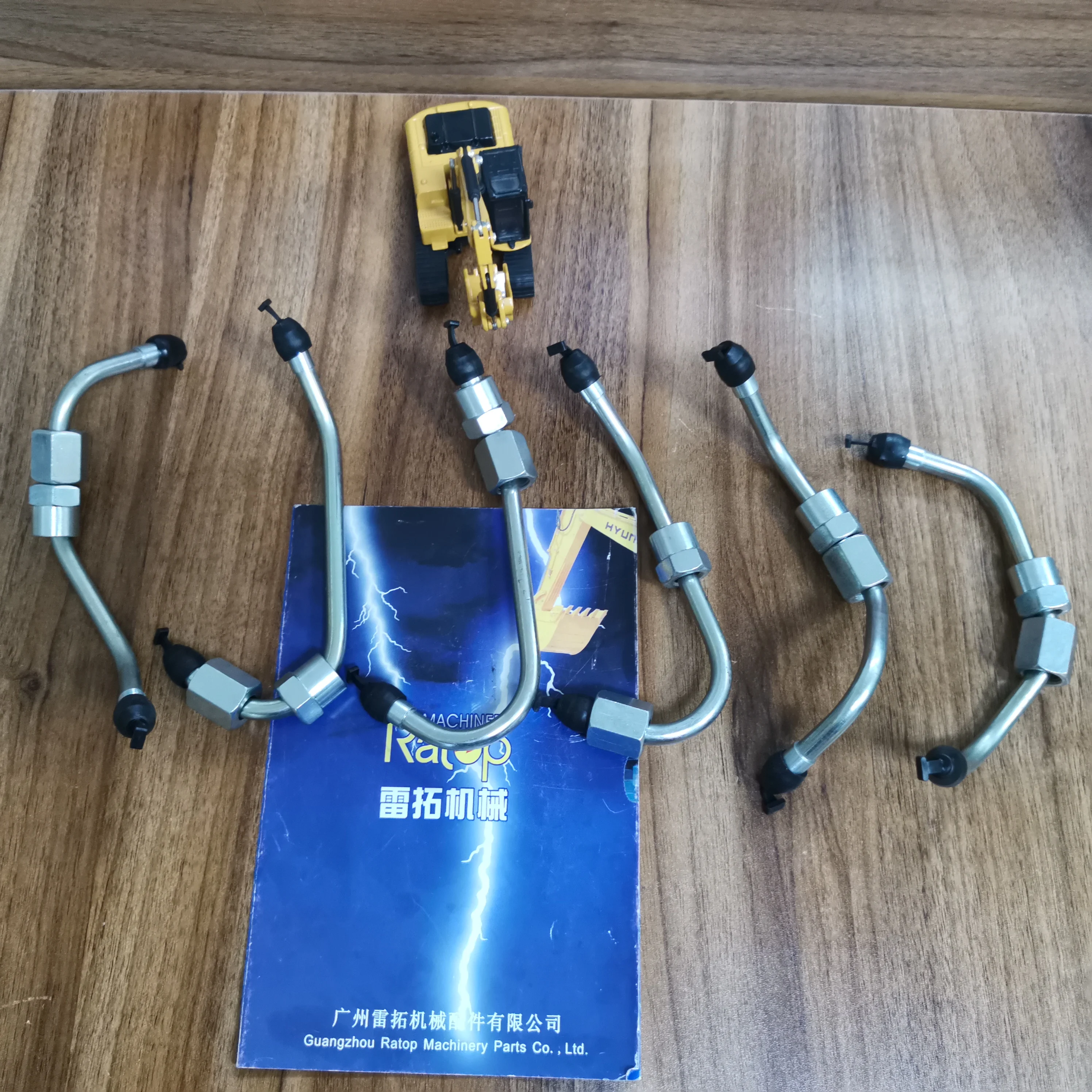 Excavator EFI High-pressure pipeline 6745-71-4110/4120/4140/4150 one set for 6D114 engine
Excavator EFI High-pressure pipeline 6745-71-4110/4120/4140/4150 one set for 6D114 engine