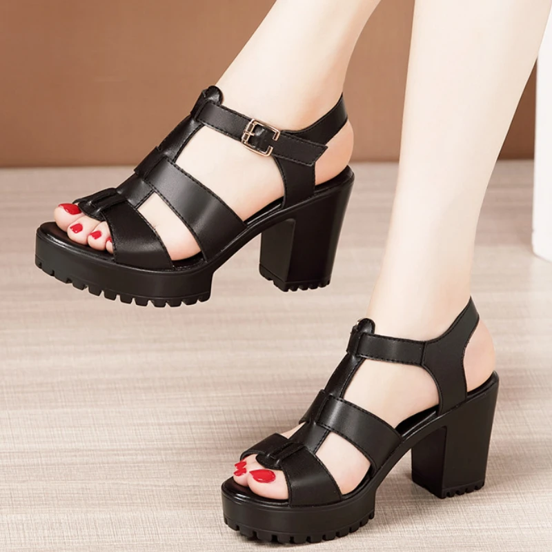 Plus Size 32-43 Block Heel Platform Sandals Women Shoes 2022 Summer High Heels Gladiator Sandals Ladies Wedding Shoes 41 42
Plus Size 32-43 Block Heel Platform Sandals Women Shoes 2022 Summer High Heels Gladiator Sandals Ladies Wedding Shoes 41 42