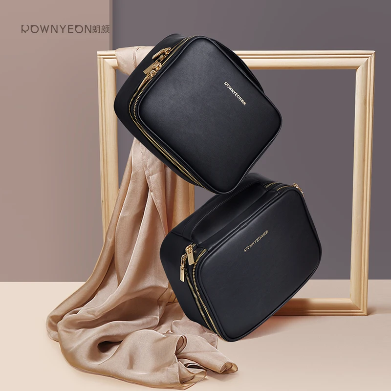 Rownyeon Custom Logo Black Saffiano Leather Hard Portable Square Vanity Organizer Cosmetic Case
Rownyeon Custom Logo Black Saffiano Leather Hard Portable Square Vanity Organizer Cosmetic Case