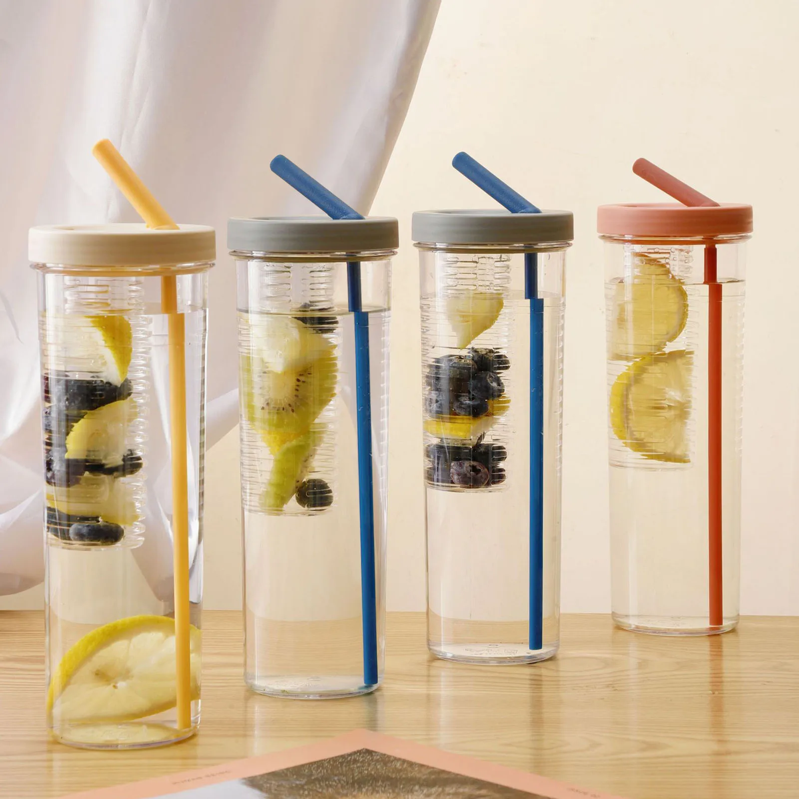 Портативная бутылка для напитков, 700 мл, с инфузером для фруктов, бутылка для воды, Спортивная бутылка для лимонного сока, откидная крышка дл...
Портативная бутылка для напитков, 700 мл, с инфузером для фруктов, бутылка для воды, Спортивная бутылка для лимонного сока, откидная крышка дл...