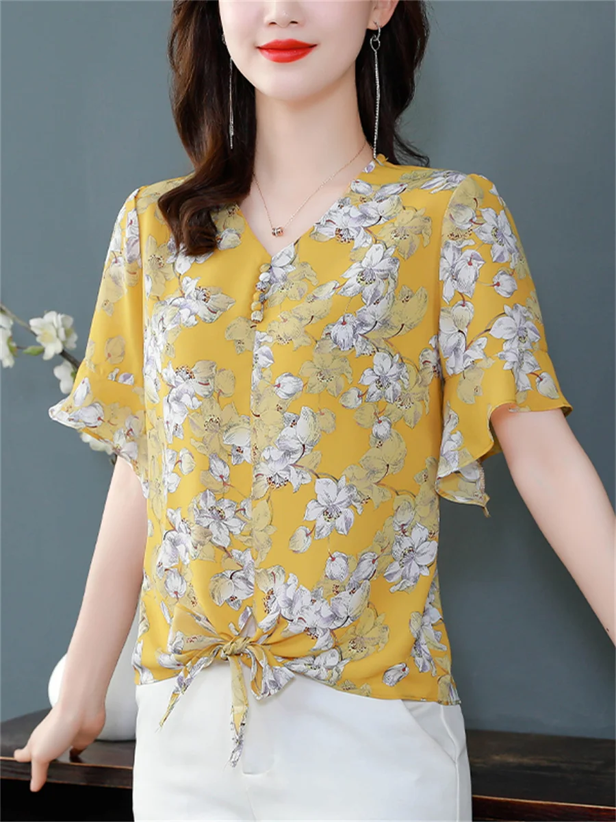 Woman Summer Style Chiffon Blouses Tops Lady Casual Short Flare Sleeve V-Neck Flower printed Blusas Tops DF4287
Woman Summer Style Chiffon Blouses Tops Lady Casual Short Flare Sleeve V-Neck Flower printed Blusas Tops DF4287