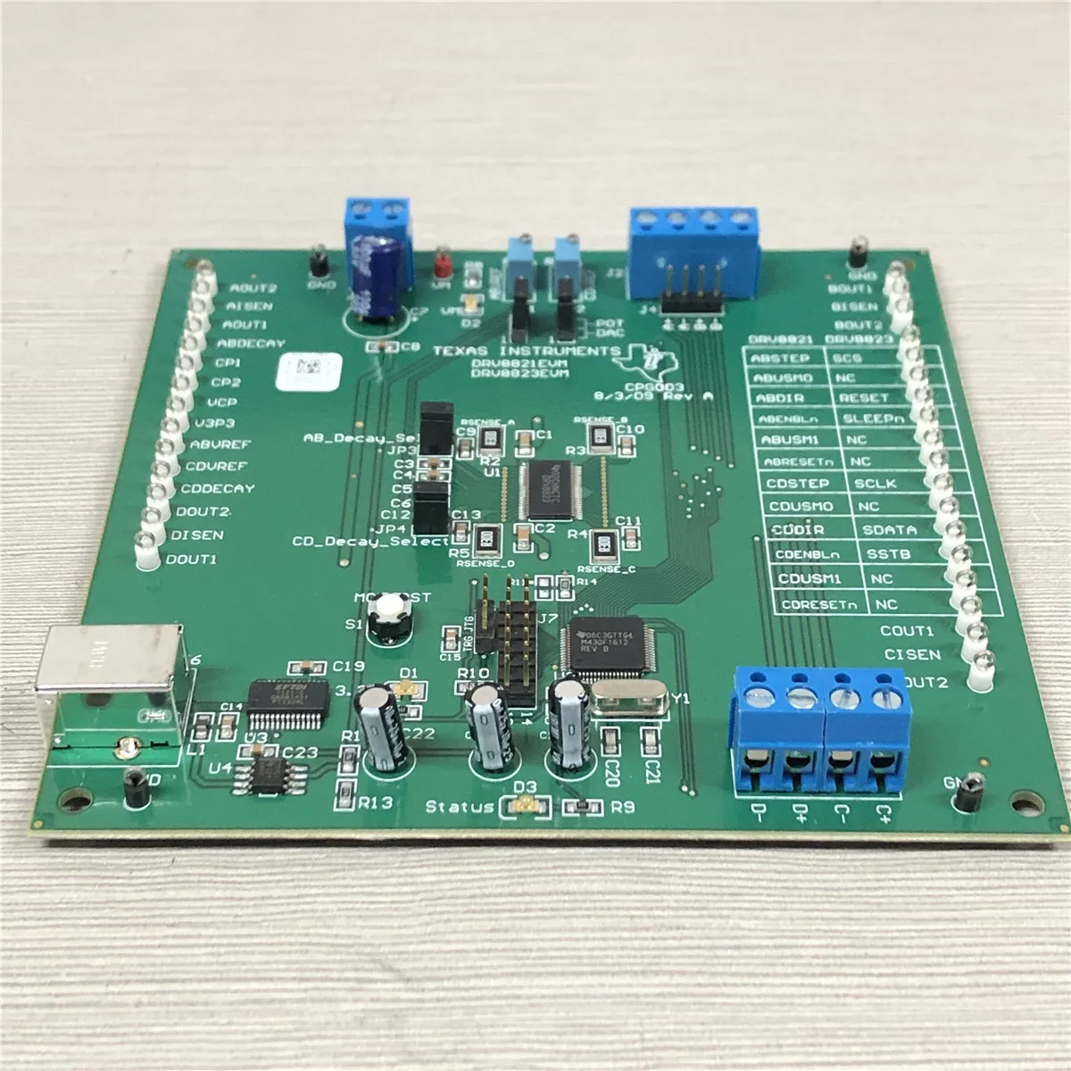 DRV8823EVM quad H-Bride motor driver supports DC and stepper motor drive applications DRV8823 Evaluation Module
DRV8823EVM quad H-Bride motor driver supports DC and stepper motor drive applications DRV8823 Evaluation Module
