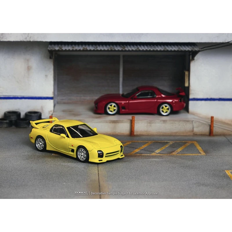 Tarmac Works TW 1:64 RX-7 FD3S A Spec Speed Competition Yellow Mica Alloy Diorama Car Model Collection Miniature Carros Toy
Tarmac Works TW 1:64 RX-7 FD3S A Spec Speed Competition Yellow Mica Alloy Diorama Car Model Collection Miniature Carros Toy