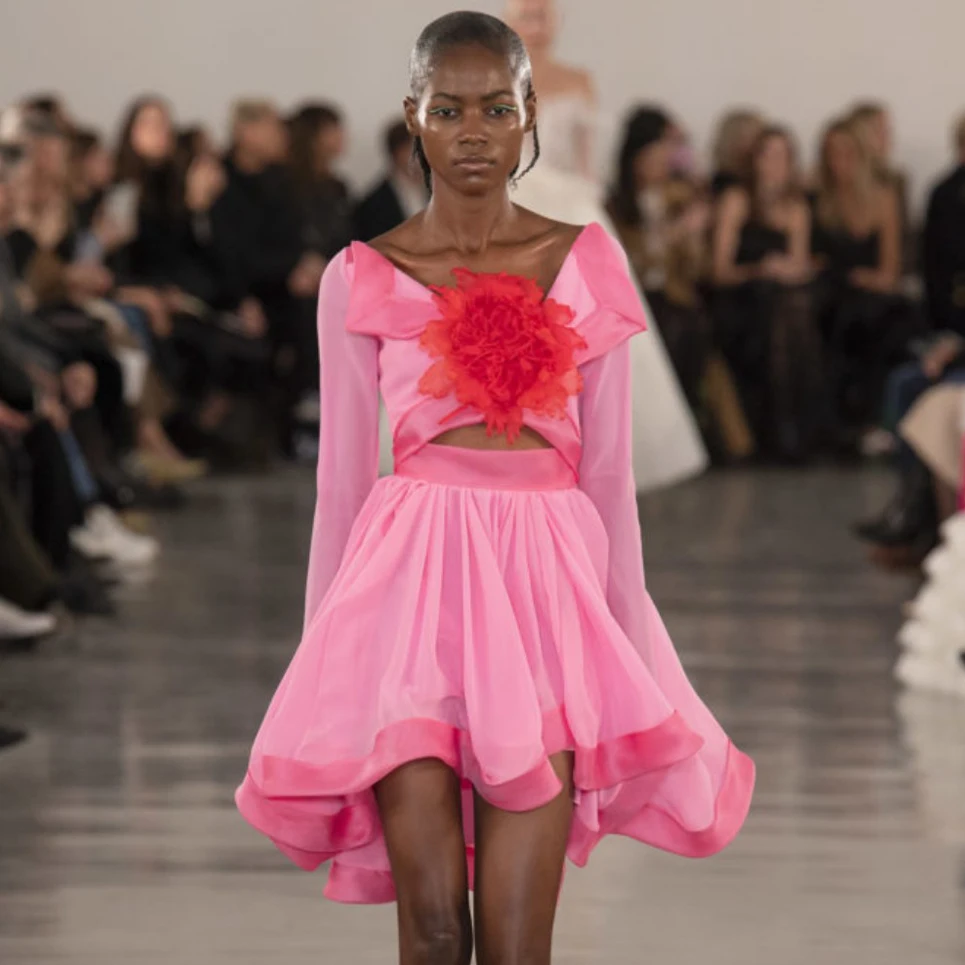 V-neck Party Dress With Flowers Light Pink Chiffon Dresses Long Sleeve Women's Dress Sexy Mini Ruffles Woman Clothing Customized
V-neck Party Dress With Flowers Light Pink Chiffon Dresses Long Sleeve Women's Dress Sexy Mini Ruffles Woman Clothing Customized