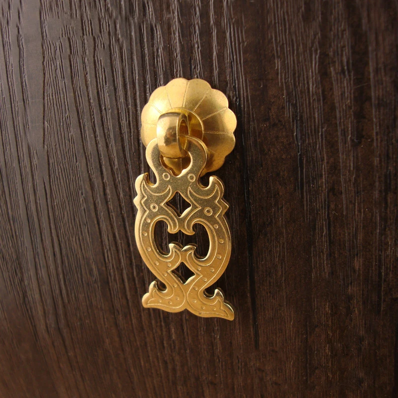 Double Dragons Tag single hole Handle Thickened Pure Copper Drawer Chinese Style Antique Copper Plum Blossom Negative pulls 
Double Dragons Tag single hole Handle Thickened Pure Copper Drawer Chinese Style Antique Copper Plum Blossom Negative pulls