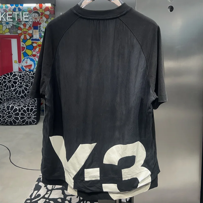 Y-3 Y3 Yohji Yamamoto 22SS Fake Two Pieces Letter Printing Men And Women Short Sleeve Leisure Splicing Fashion T-shirt
Y-3 Y3 Yohji Yamamoto 22SS Fake Two Pieces Letter Printing Men And Women Short Sleeve Leisure Splicing Fashion T-shirt