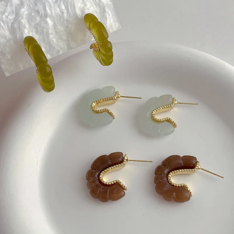 Minar French Multicolor Acrylic Chunky Hoop Earrings for Women 14K Gold Plated Brass C Shape Earring Statement Casual Jewelry
Minar French Multicolor Acrylic Chunky Hoop Earrings for Women 14K Gold Plated Brass C Shape Earring Statement Casual Jewelry