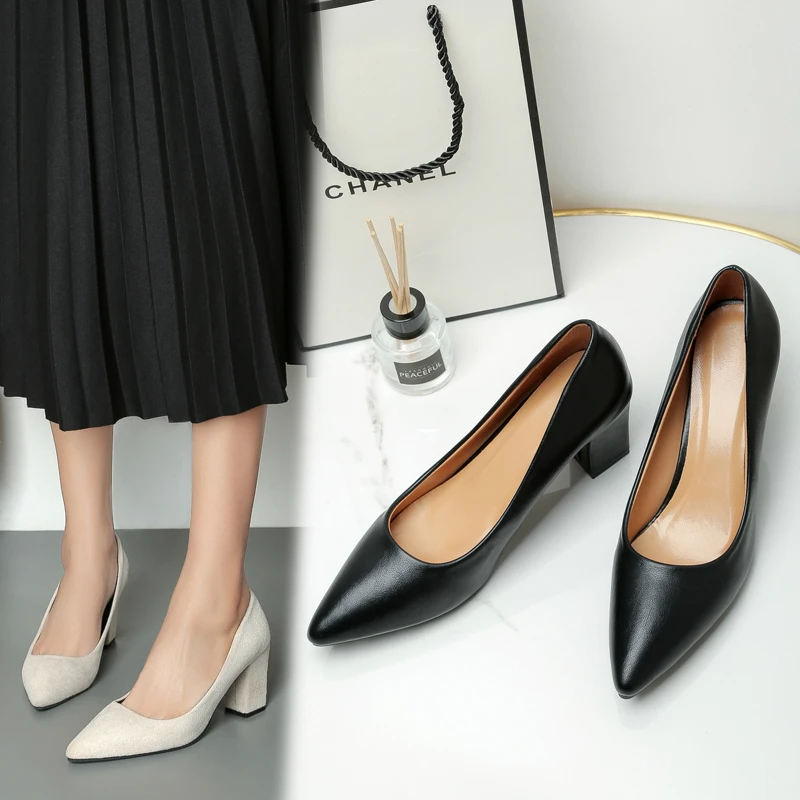 Women's High Heels High Heels Dress Shoes Pointed Toe Boat Shoes Ladies White Wedding Square Heel Ladies Dress Shoes35-42
Women's High Heels High Heels Dress Shoes Pointed Toe Boat Shoes Ladies White Wedding Square Heel Ladies Dress Shoes35-42