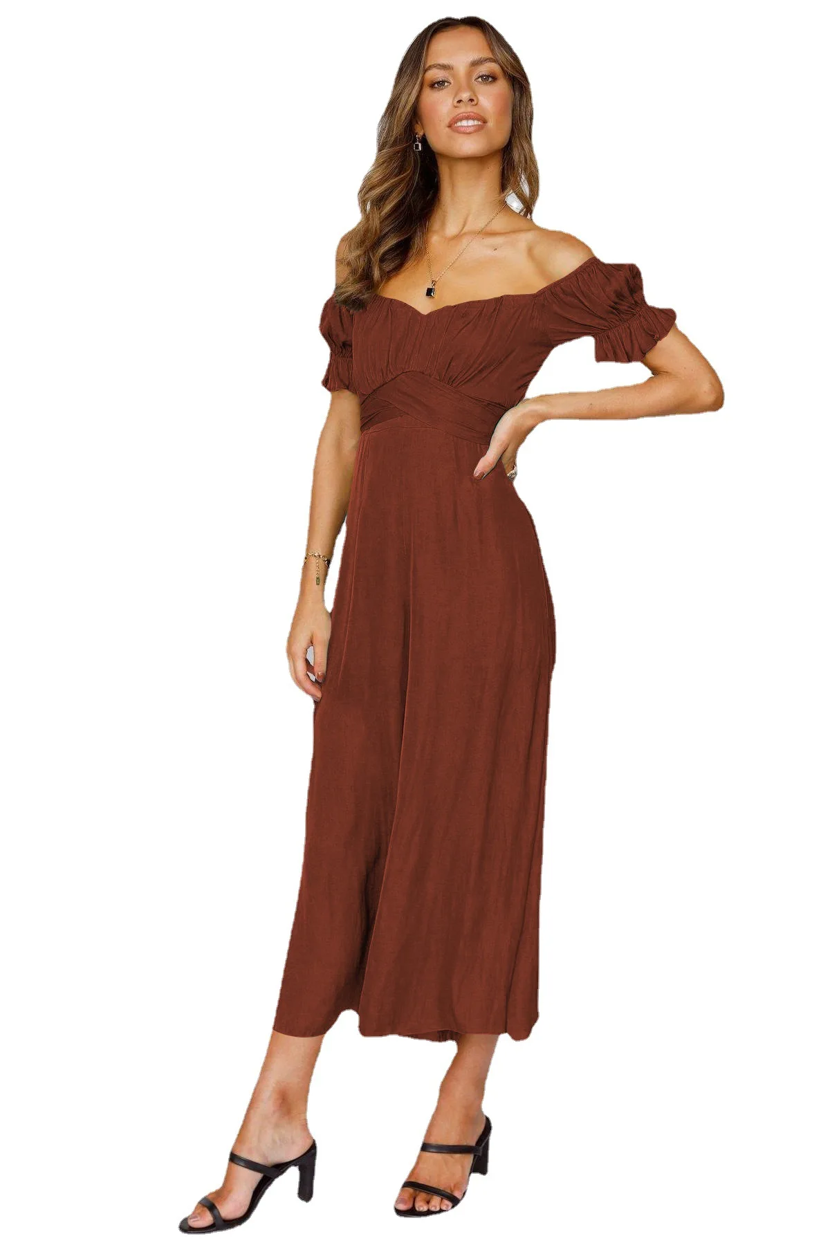 Женский комбинезон с открытыми плечами, элегантный комбинезон с коротким рукавом и широкими штанинами в уличном стиле, лето 2022
Женский комбинезон с открытыми плечами, элегантный комбинезон с коротким рукавом и широкими штанинами в уличном стиле, лето 2022