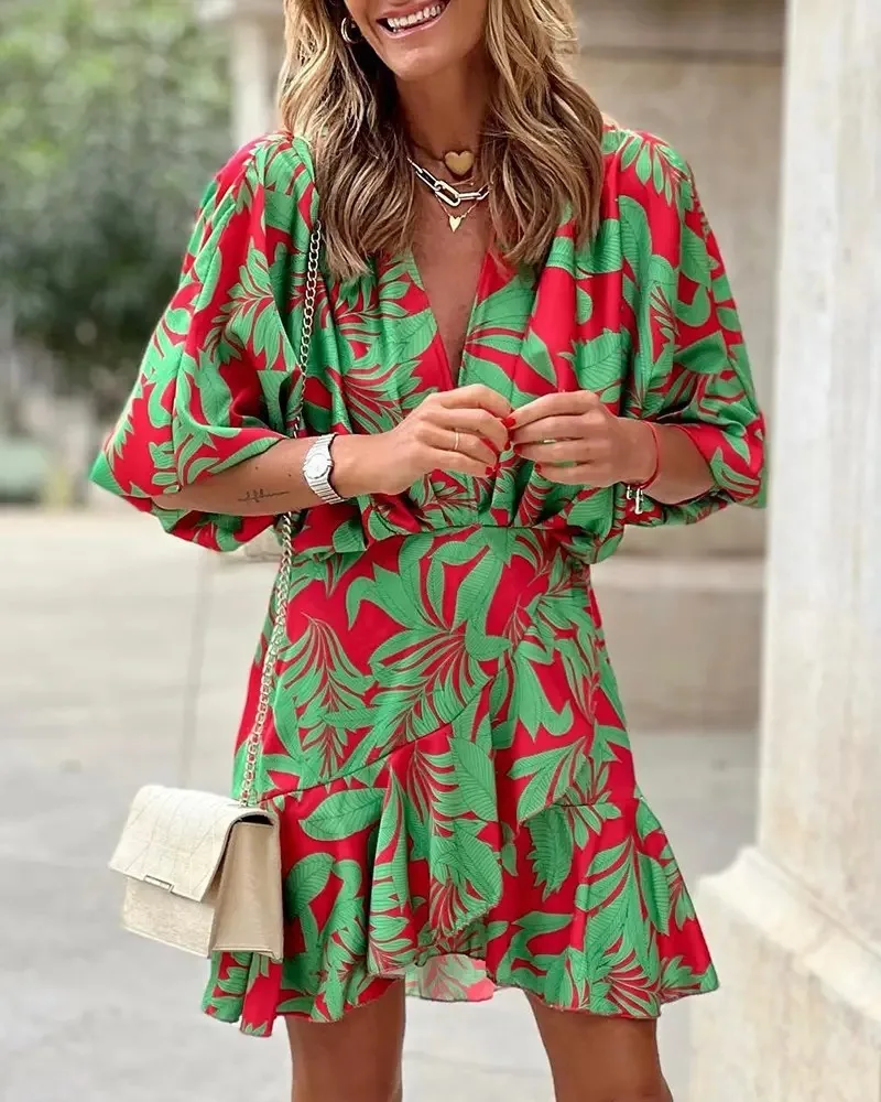 Women Sexy V Neck Mini Dresses Summer Boho Casual Floral Print Batwing Sleeve Dresses Female Ruffle Beach Party Dress Vestidos
Women Sexy V Neck Mini Dresses Summer Boho Casual Floral Print Batwing Sleeve Dresses Female Ruffle Beach Party Dress Vestidos