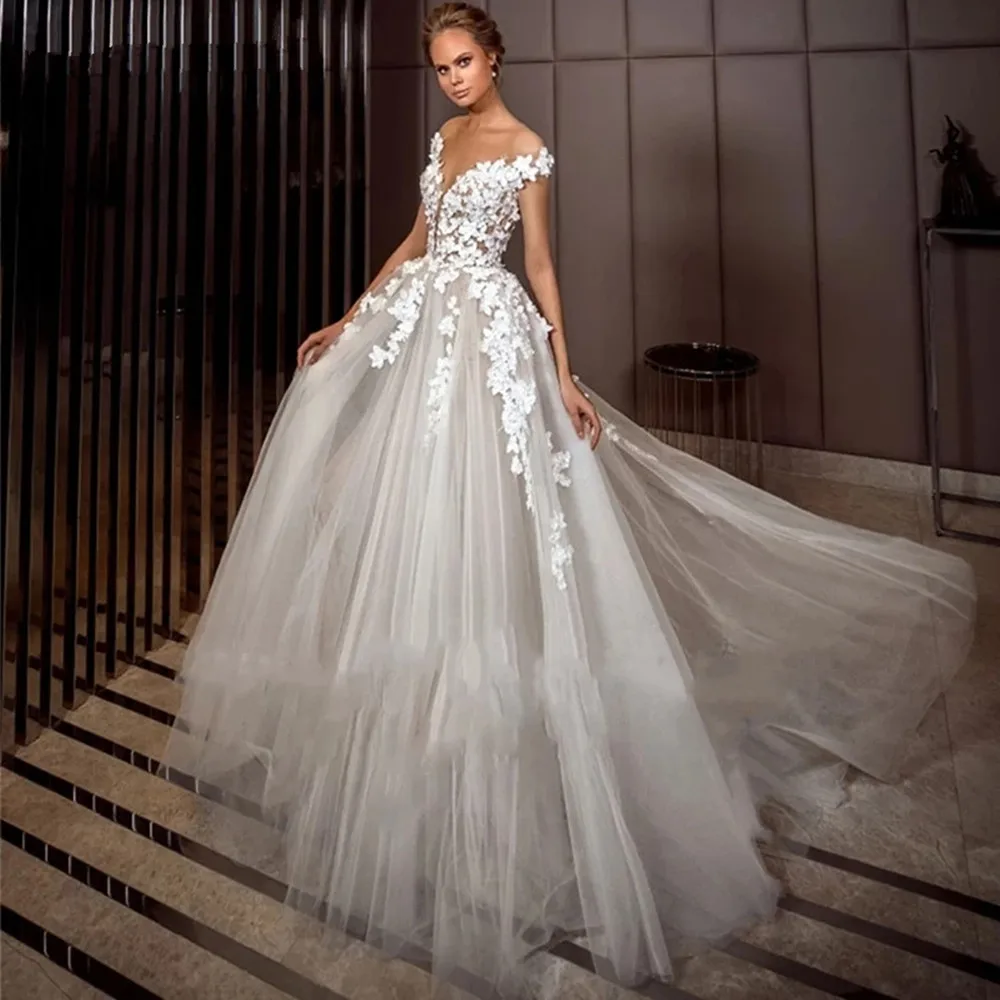 Women Lace Appliques Mermaid Wedding Dress Sweep Train V-Neck Bridal Gowns Custom Made Sexy Robe De Mariée For Bride
Women Lace Appliques Mermaid Wedding Dress Sweep Train V-Neck Bridal Gowns Custom Made Sexy Robe De Mariée For Bride