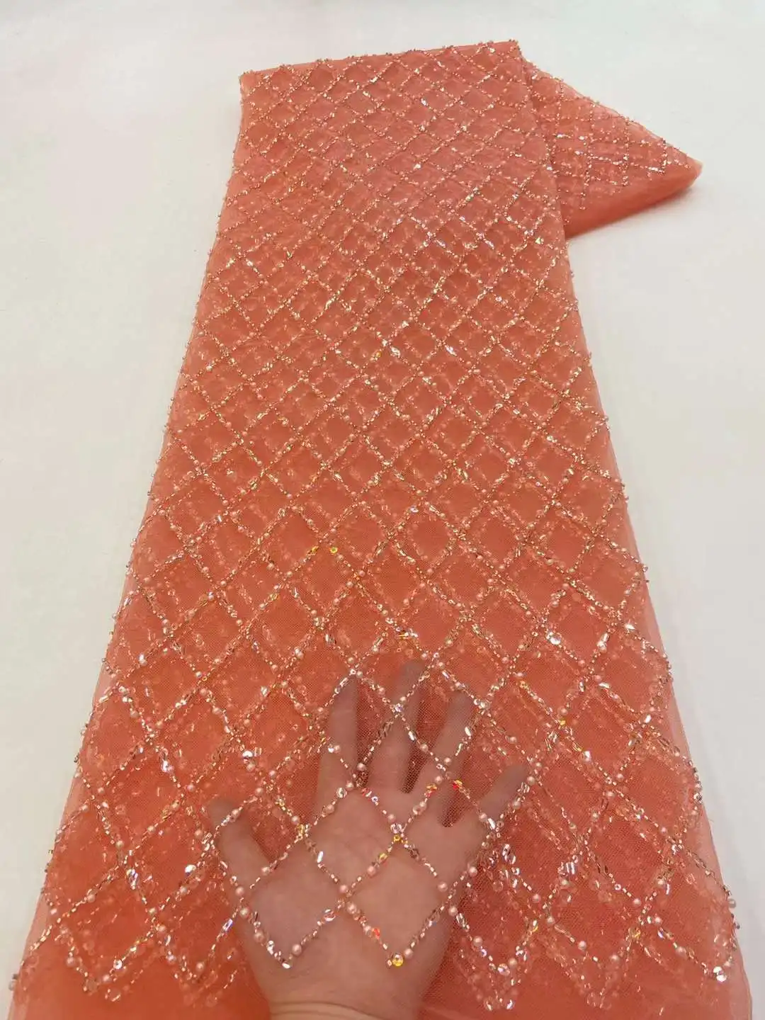 African Sequins Heavy Beaded Lace Fabrics 2023 High Quality Embroidery French Nigerian Lace Fabric For Wedding Sewing
African Sequins Heavy Beaded Lace Fabrics 2023 High Quality Embroidery French Nigerian Lace Fabric For Wedding Sewing