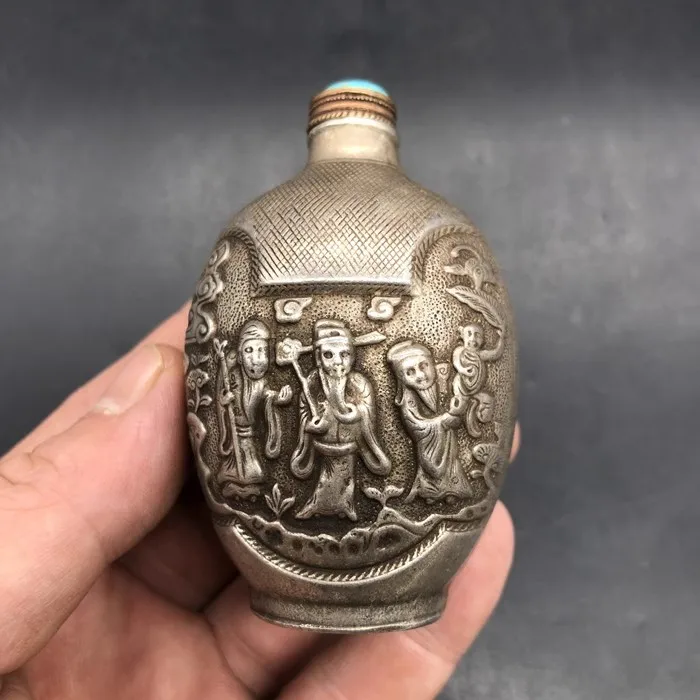 Antique Collection of Qing Dynasty Qianlong Year Made Three Star White Copper Snuff Bottle Home Decoration Ornaments
Antique Collection of Qing Dynasty Qianlong Year Made Three Star White Copper Snuff Bottle Home Decoration Ornaments