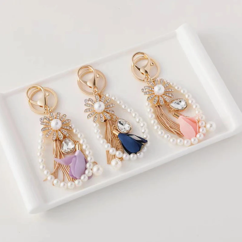 Boutique French Fashion Tassels Pearl Chain Sunflower Rhinestone Keychain Car Key Bag Pendant Women Keyring Gift Jewelry
Boutique French Fashion Tassels Pearl Chain Sunflower Rhinestone Keychain Car Key Bag Pendant Women Keyring Gift Jewelry